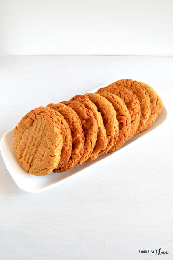 These quick and easy peanut butter cookies are perfect for sharing and with only 3 ingredients you can whip them up in no time! 