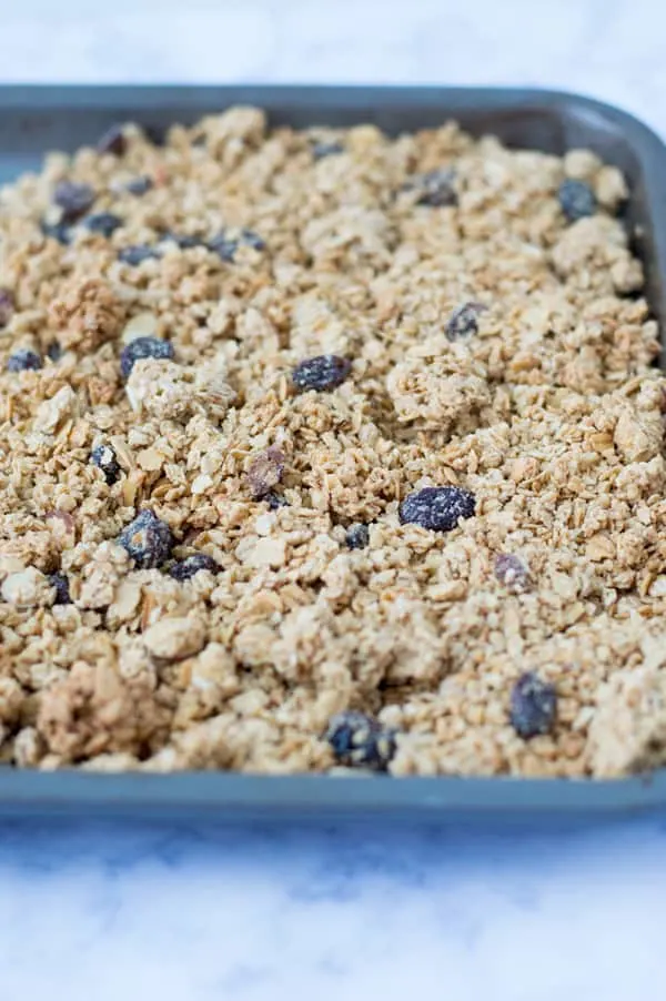 Granola is a great healthy, easy recipe to make breakfast a breeze and keep you full until lunch time! Try this crunchy, simple, and easy honey vanilla granola today!