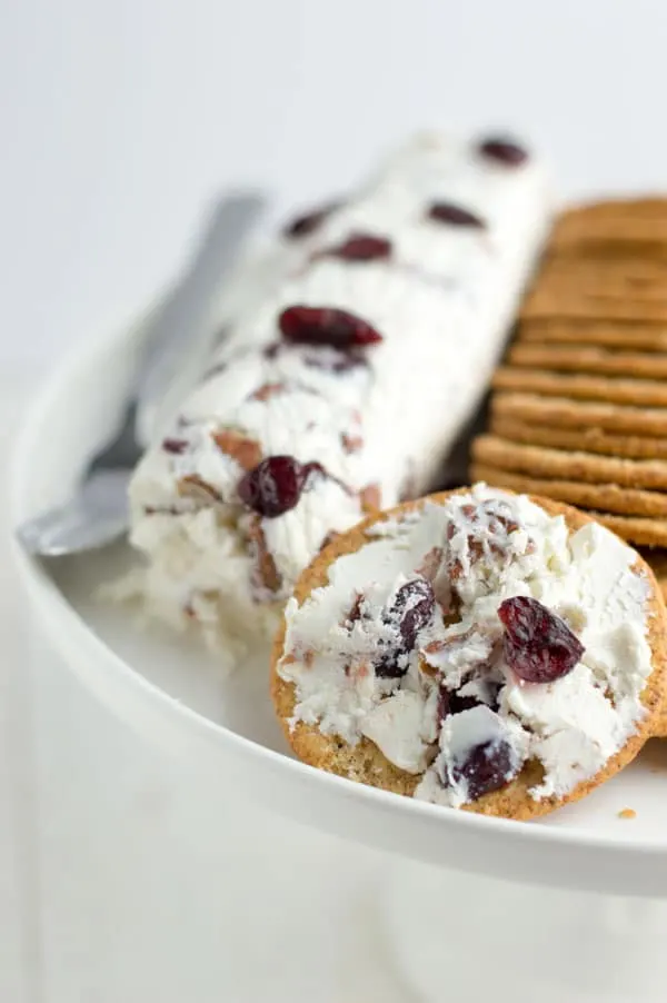 Whipped feta cheese spread takes my favorite tangy feta cheese and turns it into a spreadable dip perfect for your next summer party!
