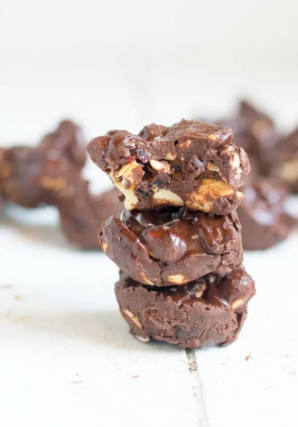 Trail mix bites make snacking even easier! And these babies are a road trip must have!